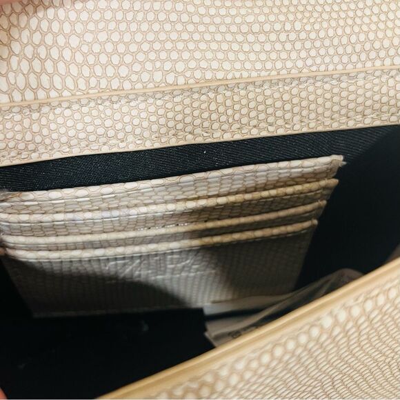 Zara Textured Cream Crossbody Bag - Picture 9 of 9